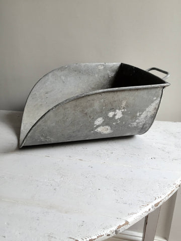 Large Vintage Galvanised Feed/Grain Scoop - Decorative Antiques UK  - 1