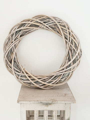 Lovely Rustic Willow Wreaths - Decorative Antiques UK - 1