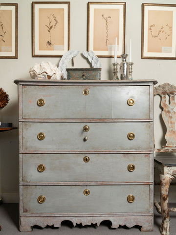 Antique Swedish painted commode