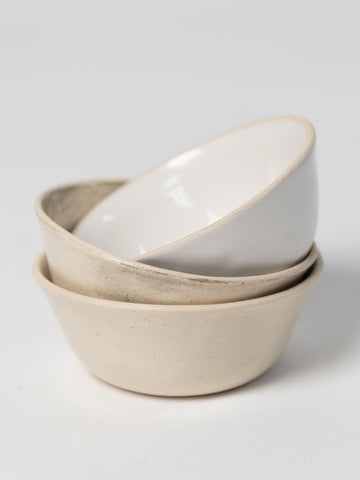 Wonki ware Ramekin pots in plain wash colour