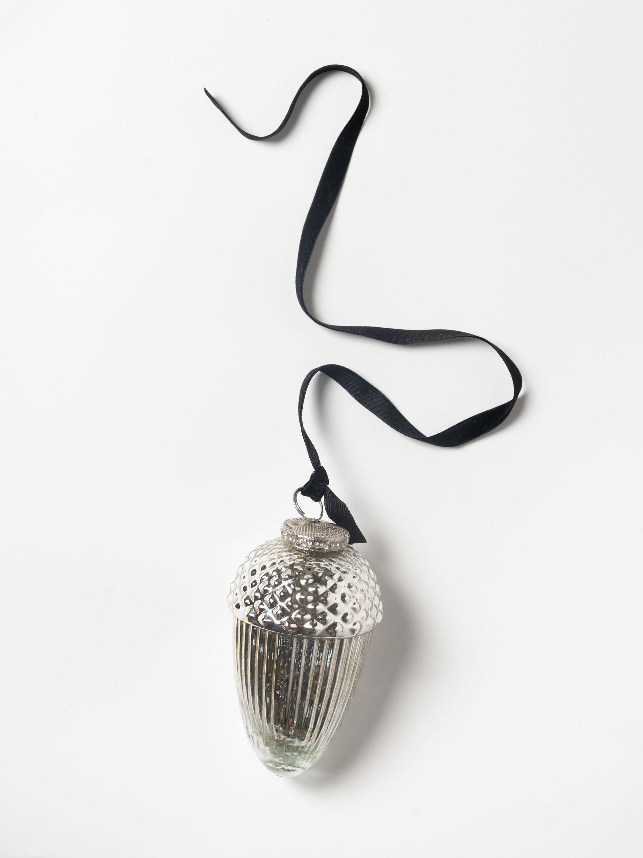 Beautiful large mercury glass style acorn decorations 13cm, black velvet ribbon