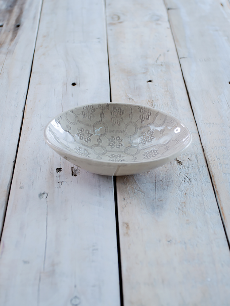 Wonki ware Salt Cellar dish in Plain white wash, Patterned warm grey and Plain pink wash