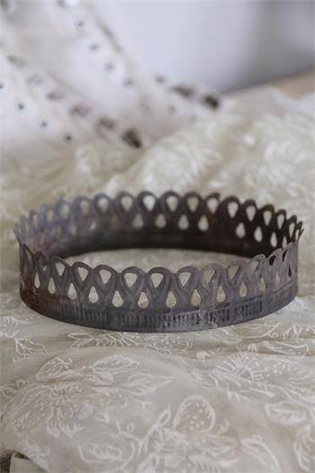 Jeanne D'Arc Living Dark Crown 15cm - Decorative Antiques UK  - 2
