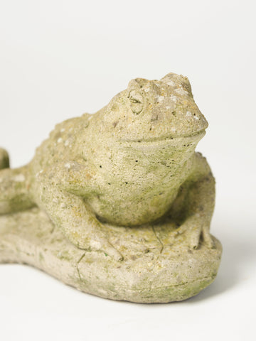 Vintage Stone Garden Frog