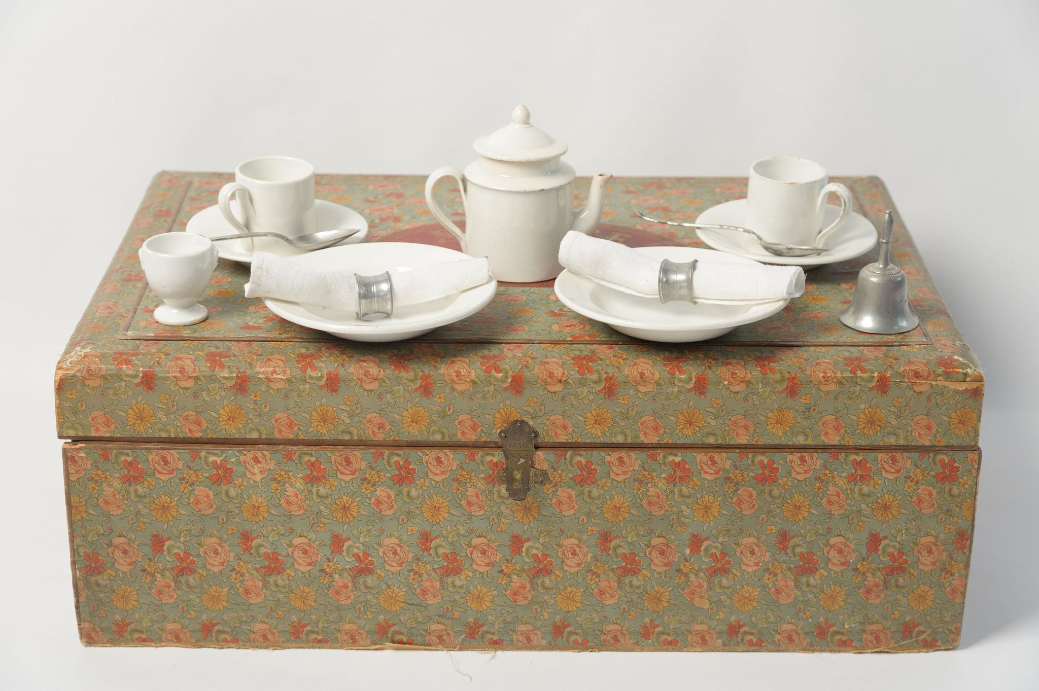 Amazing Antique French Child's Dinner Service Toy Set in original box, Rare