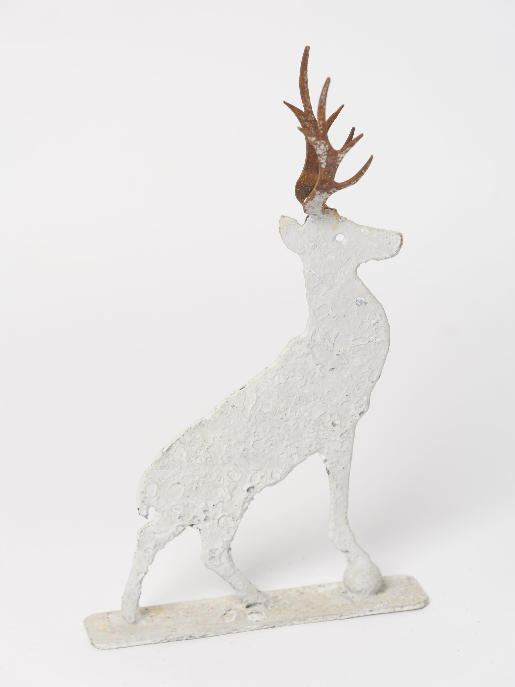 Handcrafted steel stag decorations