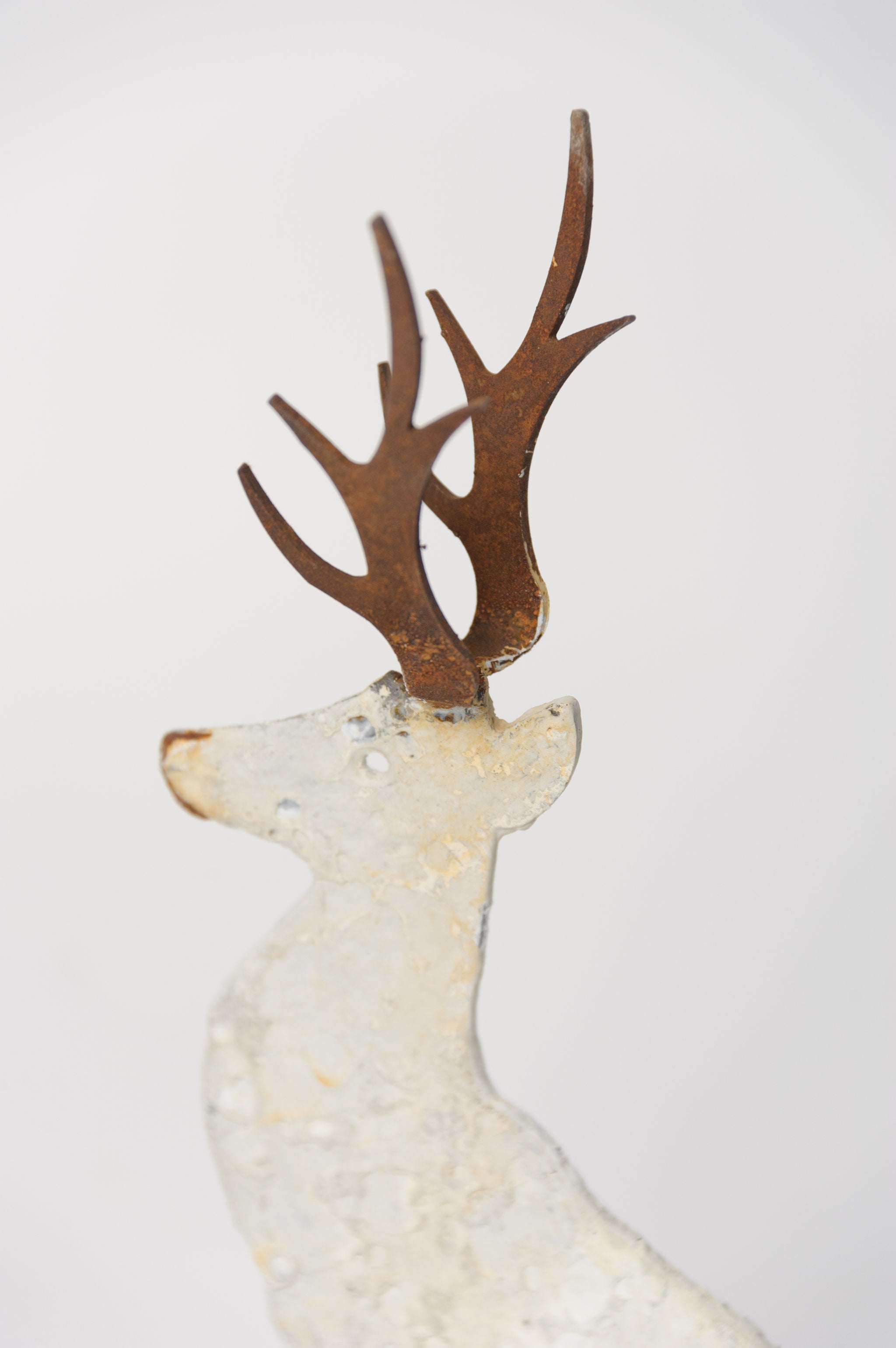 Handcrafted steel stag decorations