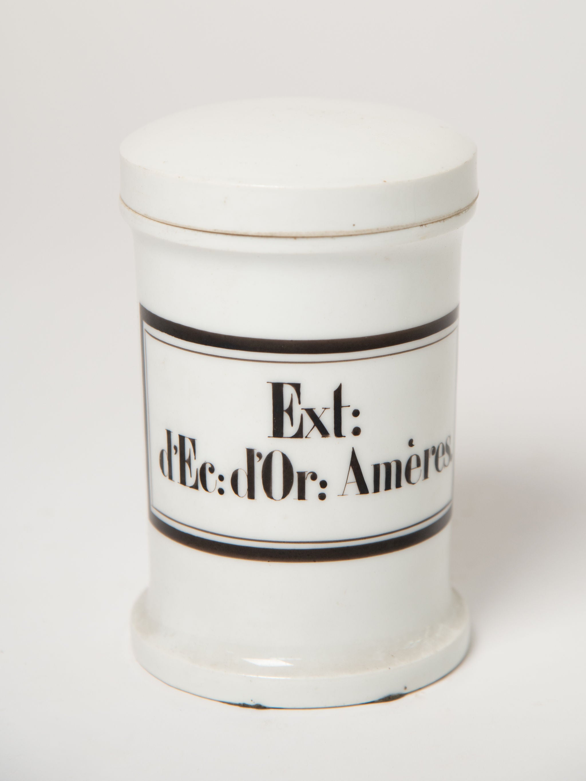 Collection of beautiful antique French apothecary lidded pots
