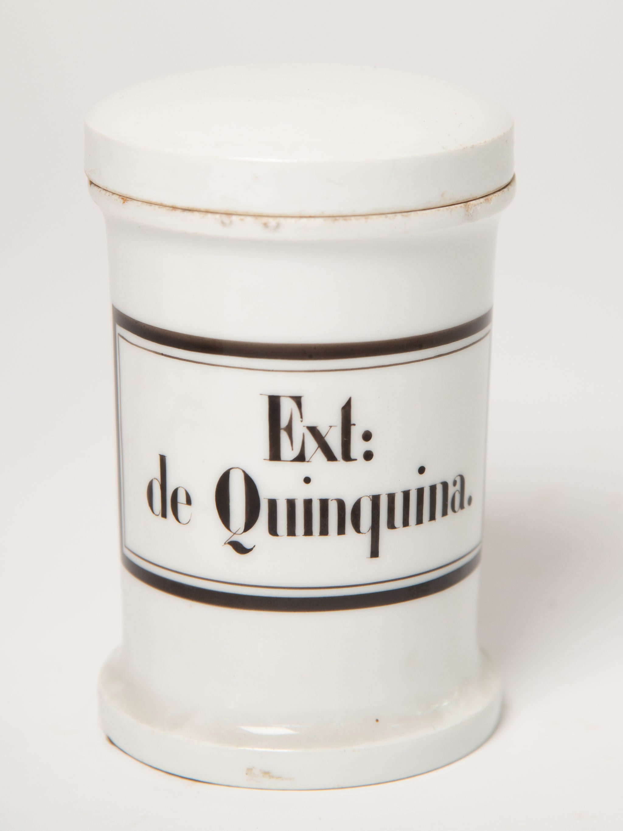 Collection of beautiful antique French apothecary lidded pots