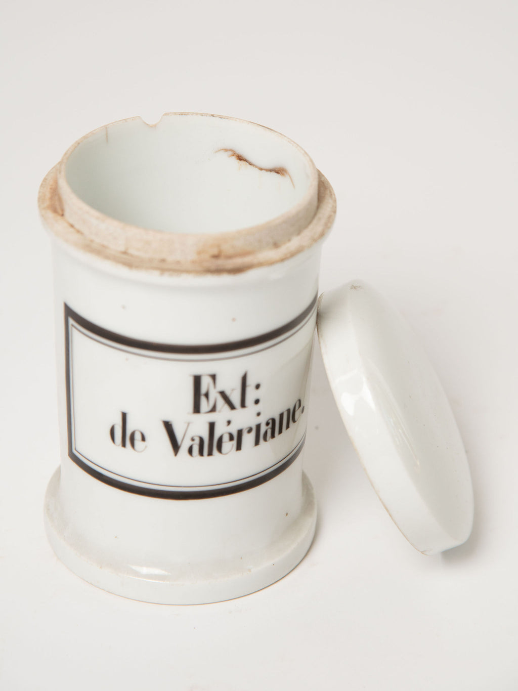 Collection of beautiful antique French apothecary lidded pots