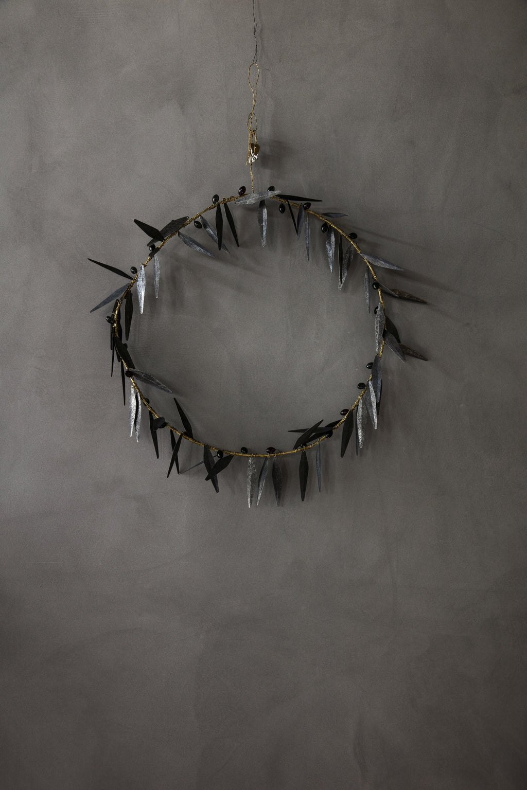 Walther & Co metal olive wreath 30cm