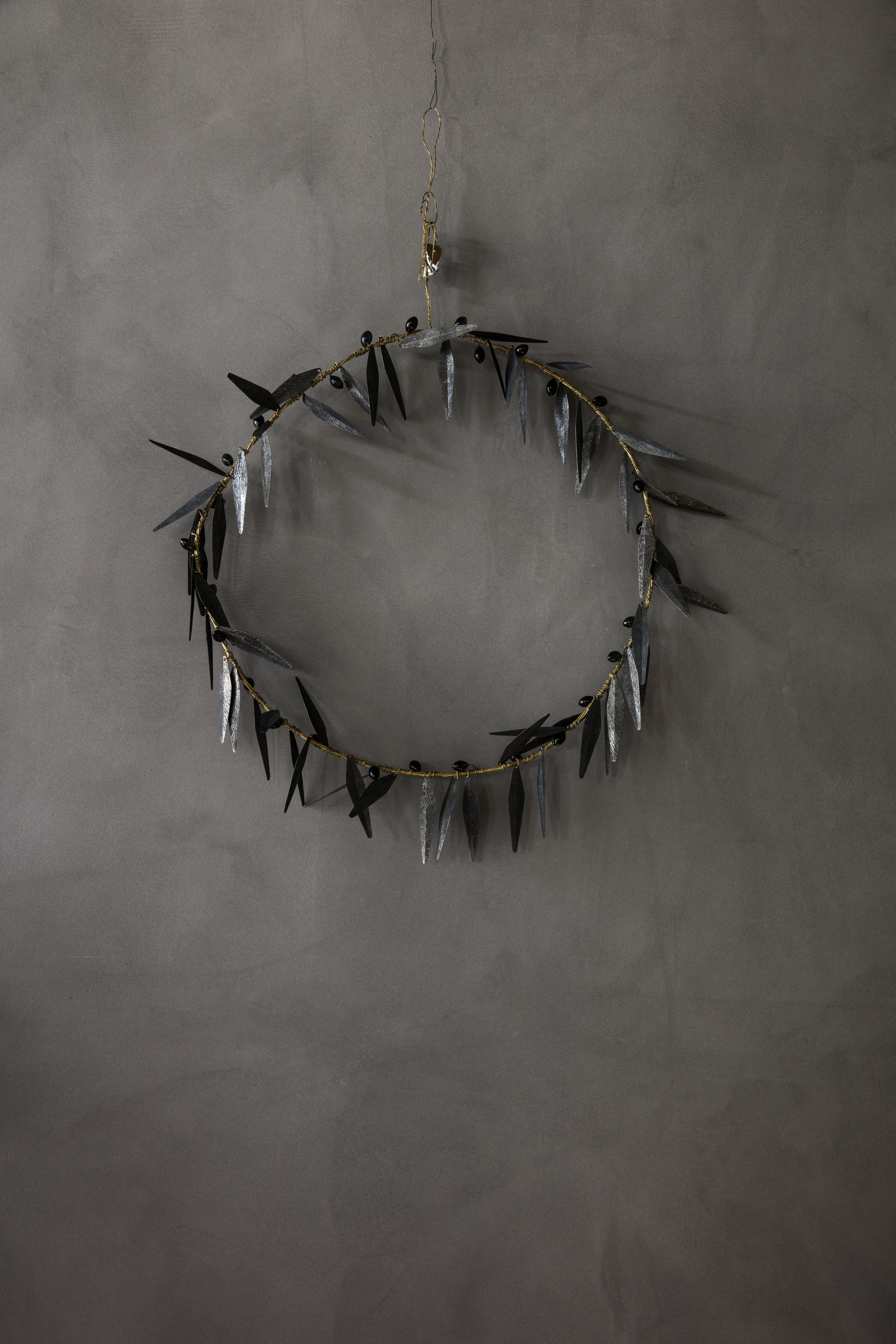 Walther & Co metal olive wreath 30cm