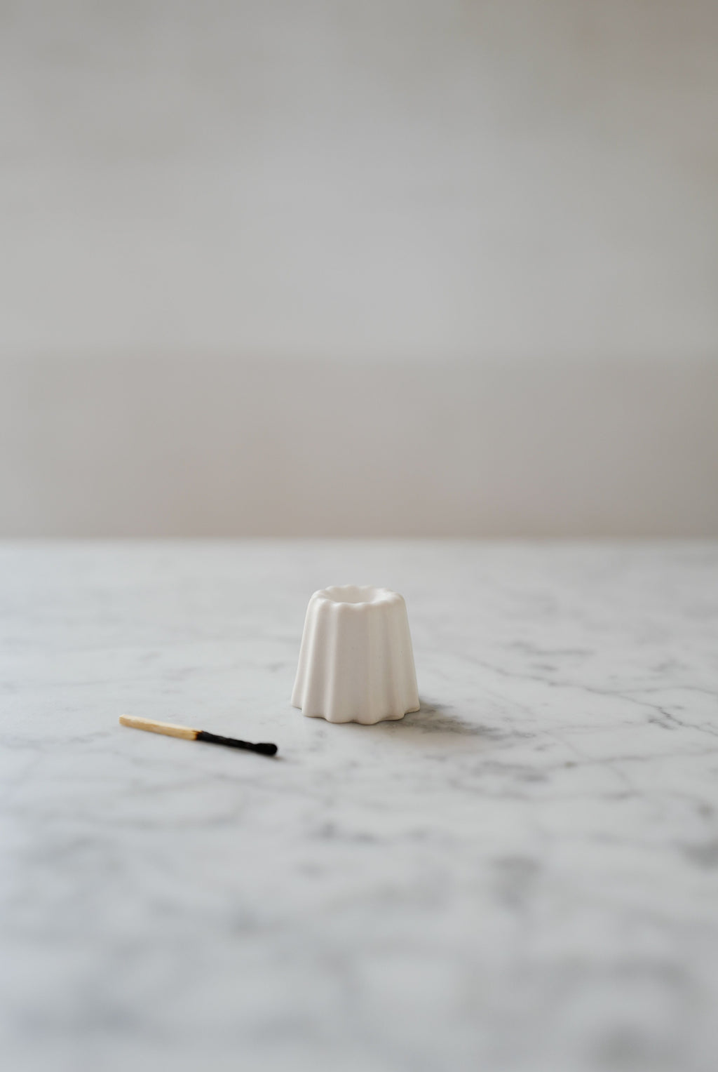 Ovo things Porcelain canele candle holder