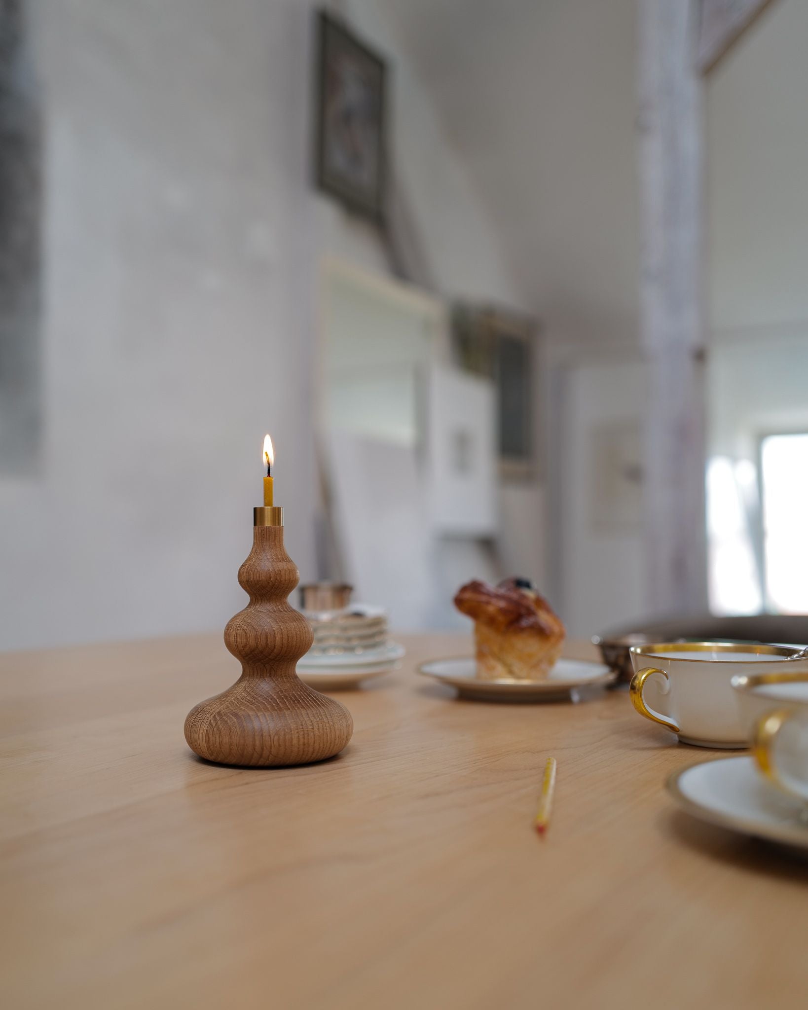 Ovo things Tree Candle holder