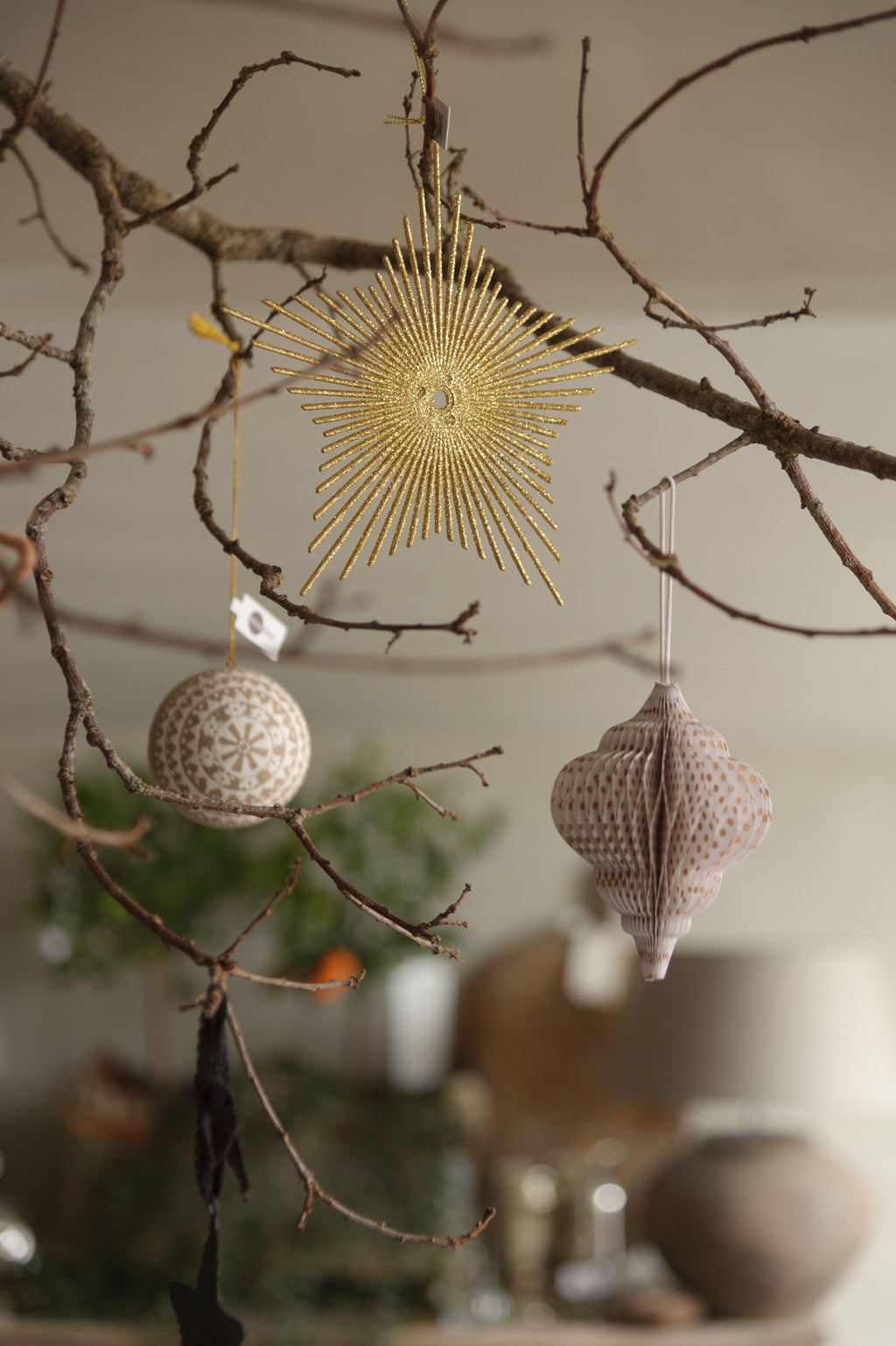 Paper Honeycomb tree decoration with gold dots